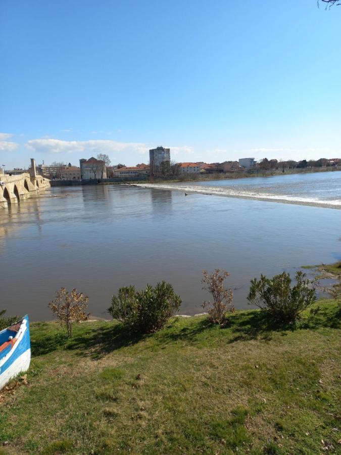 Къща За Гости -Хт Svilengrad Ngoại thất bức ảnh